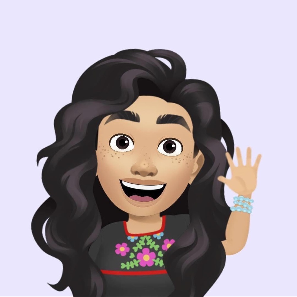 Hello I’m Maria!! Welcome to my closet!!!🥰